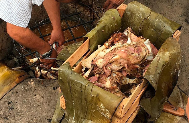 La barbacoa es parte de la cocina tradicional de México.